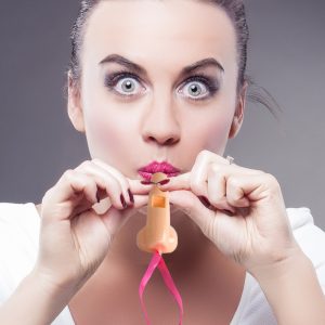 SUPER FUN PENIS PARTY WHISTLES 6PK